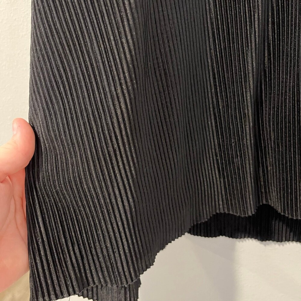 Zara Black Ribbed Pleated Mini Dress size Large - Picture 2 of 4
